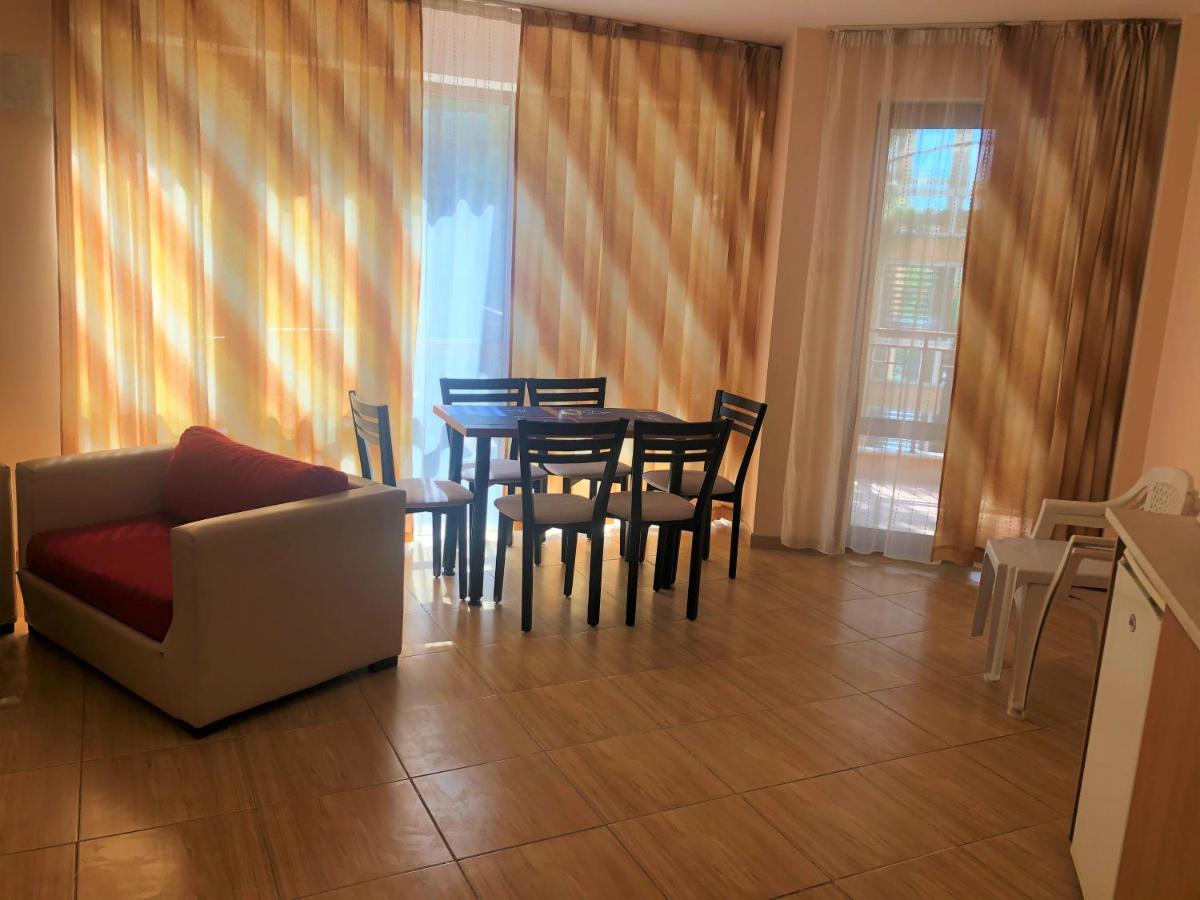 Complex Golden Dreams Aparthotel Napospart Kültér fotó